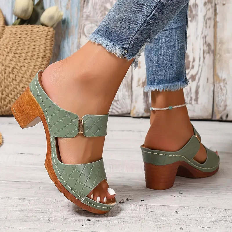 ARAH | CHIC SUPPORTIVE SANDALS