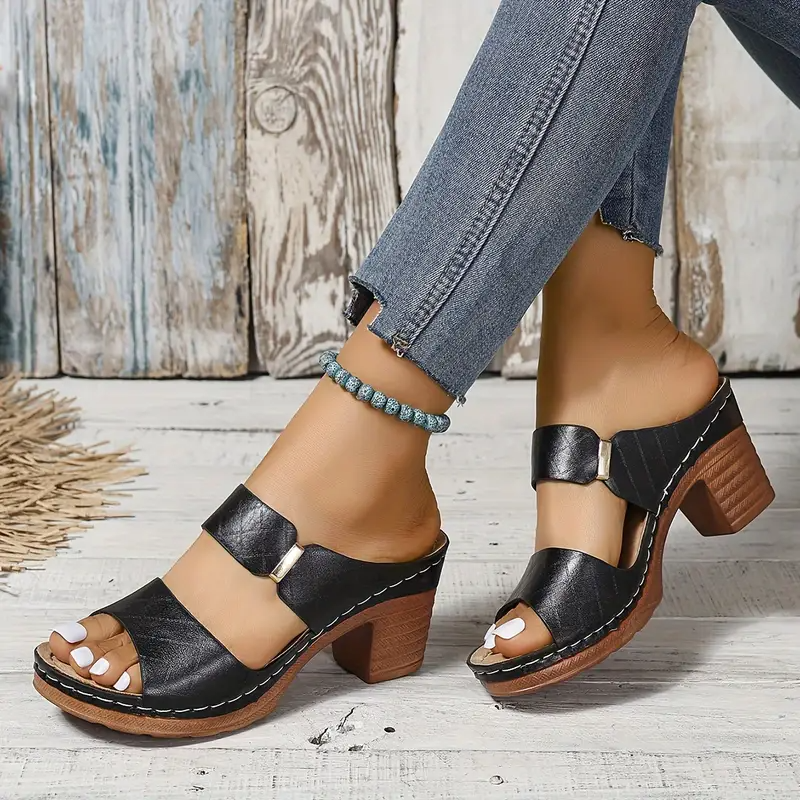 ARAH | CHIC SUPPORTIVE SANDALS